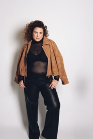Curvymodel Claudia