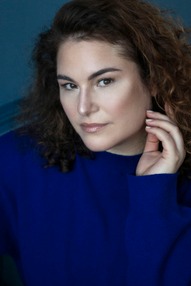 Curvymodel Claudia