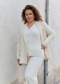 Curvymodel Claudia